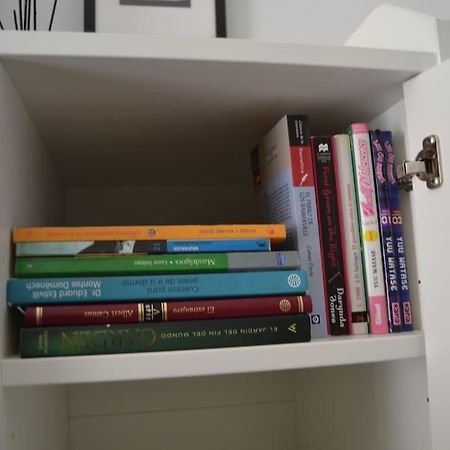 Cozy And Well Connected Apartment Seville Luaran gambar