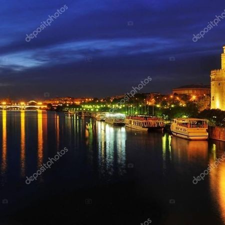 Cozy And Well Connected Apartment Seville Luaran gambar