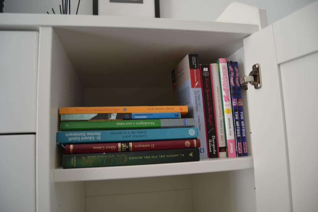 Cozy And Well Connected Apartment Seville Luaran gambar